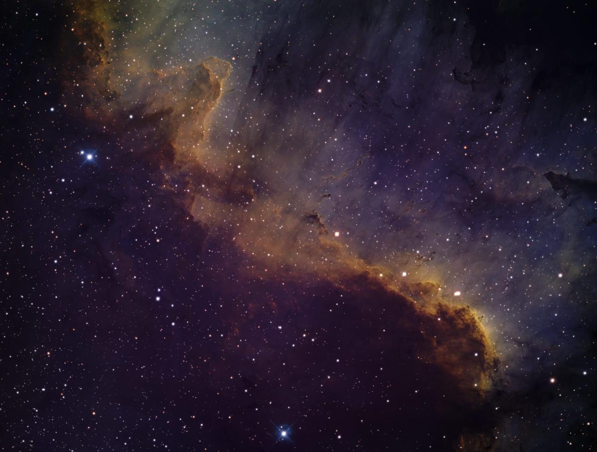 Cygnuswall_23augto5sept2025_20h30_2panelmosaic_F1500_SHOcombi_completed_v2_crop